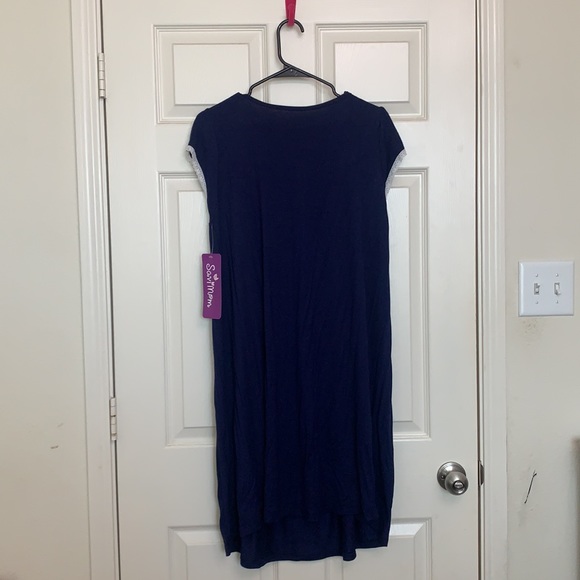 Savi Mom Nursing Gown - Picture 6 of 6